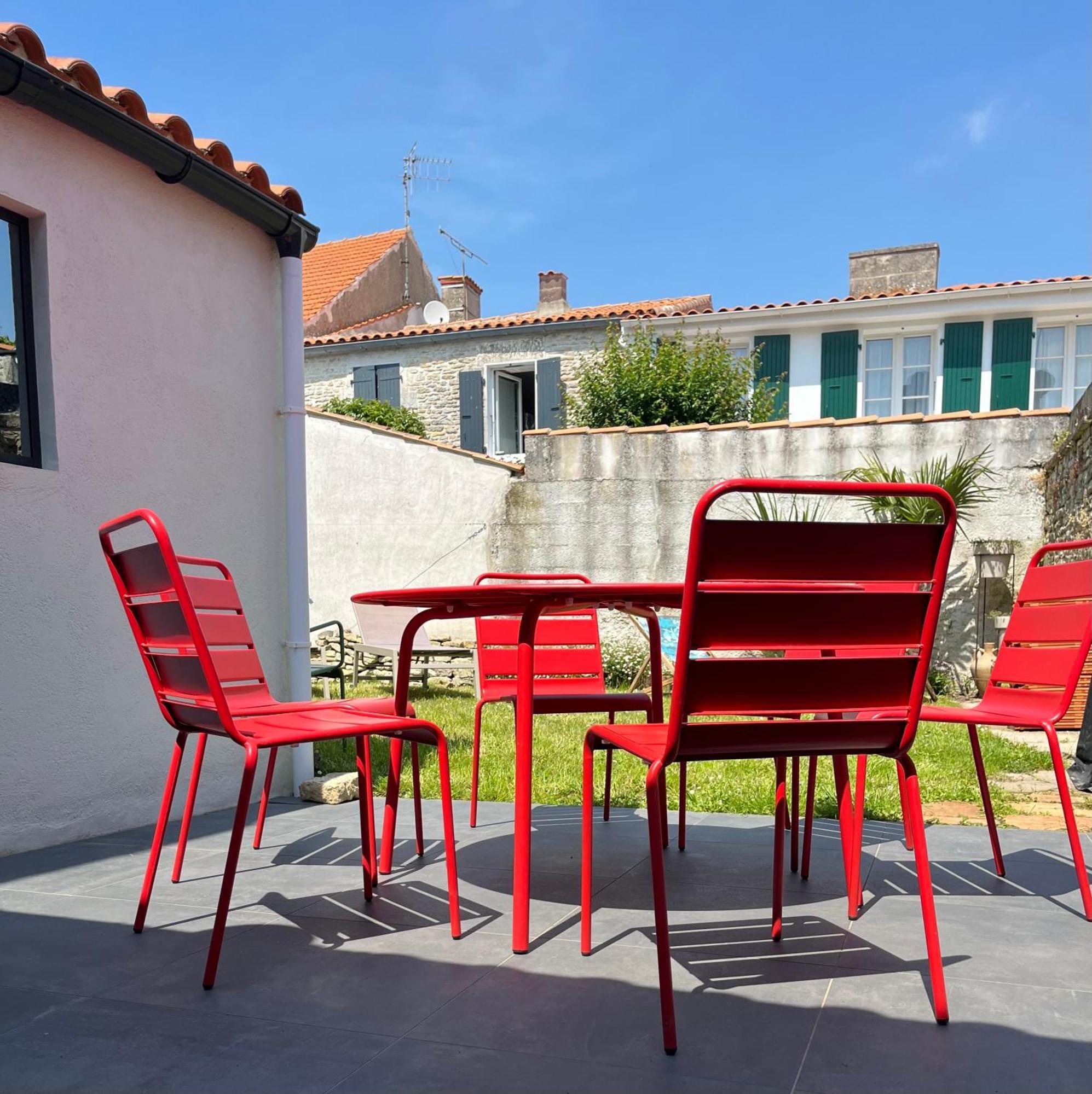 Elegante Maison Familiale Au Coeur Des Remparts De La Citadelle Ле-Шато-д'Олерон Экстерьер фото